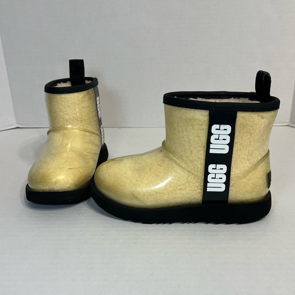 UGG Kids Boots in Yellow and Black